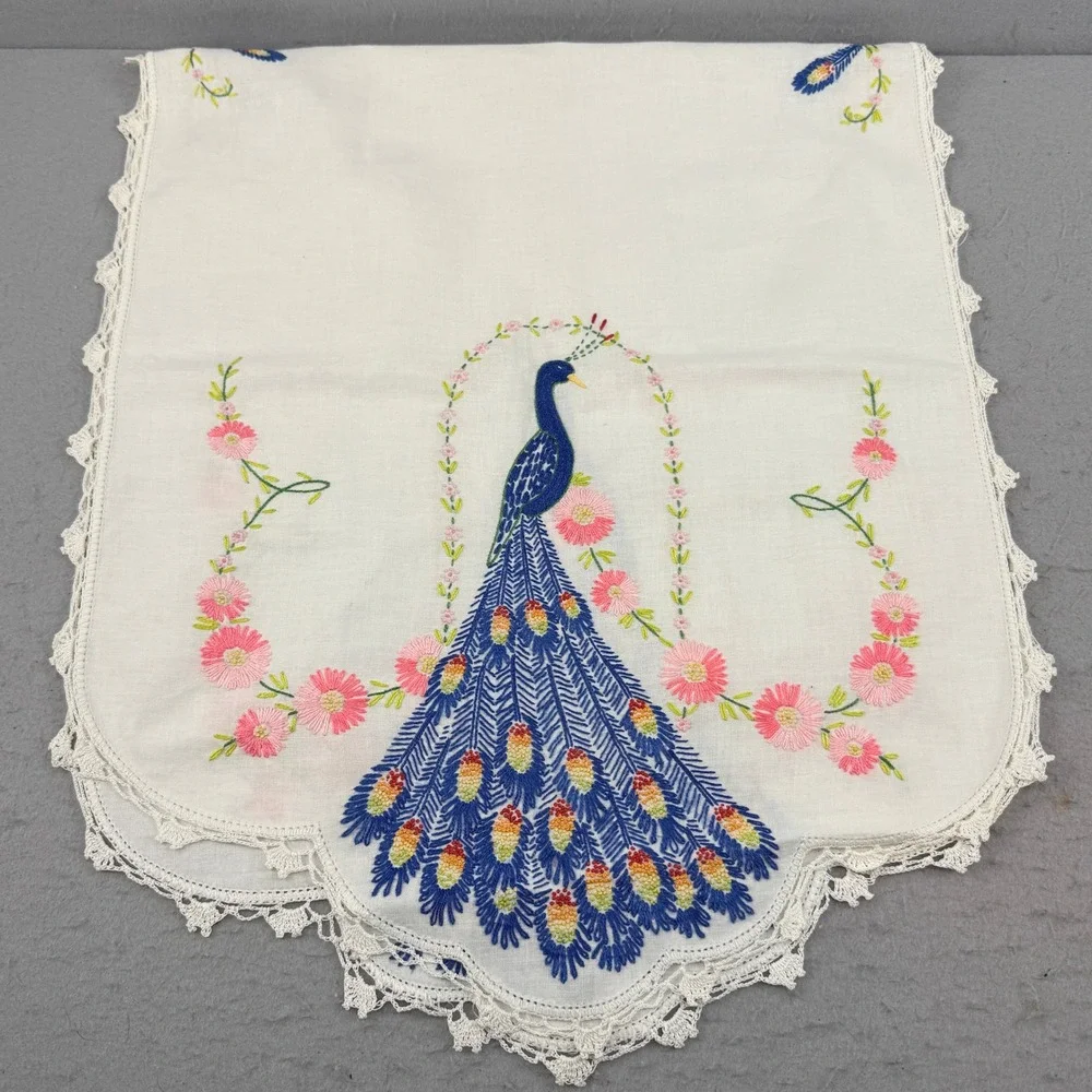 Vintage Hand Embroidered Peacock Table Runner‎ White Lace Trim Floral 41x17